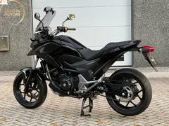 Honda NC750X ABS 1e Eigenaar Zeer Nette Staat slechts 9.840 km! 2016 occasion – foto 11 van 18