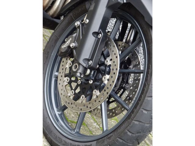 triumph - tiger-explorer