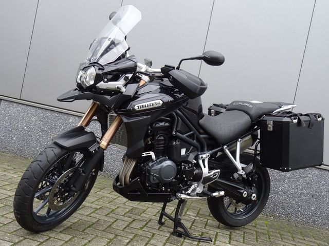 triumph - tiger-explorer