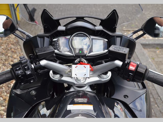 yamaha - fjr-1300-ae-explorer