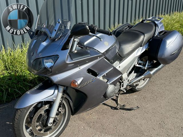 yamaha - fjr-1300