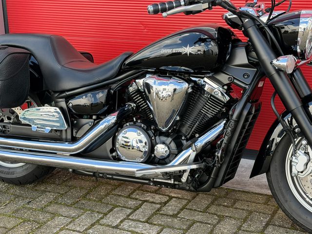 yamaha - xvs-1300-a-midnight-star