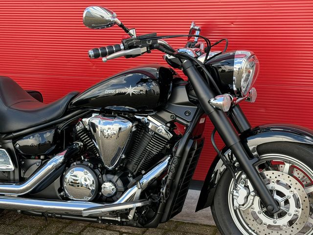 yamaha - xvs-1300-a-midnight-star