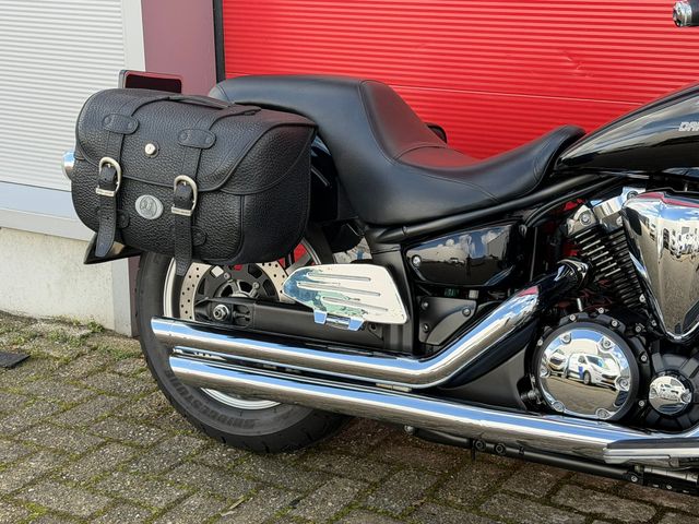 yamaha - xvs-1300-a-midnight-star