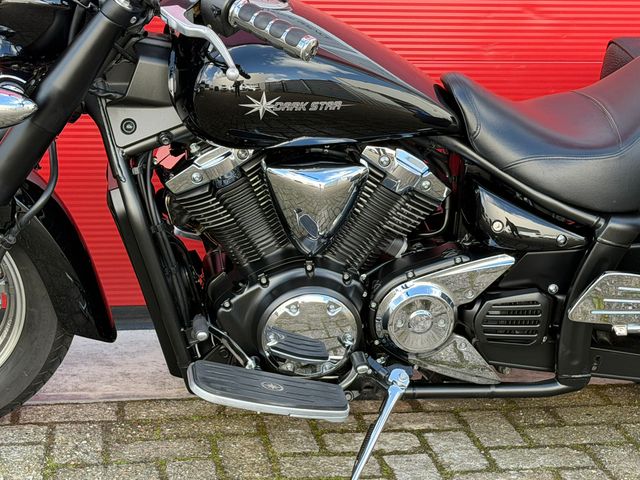 yamaha - xvs-1300-a-midnight-star