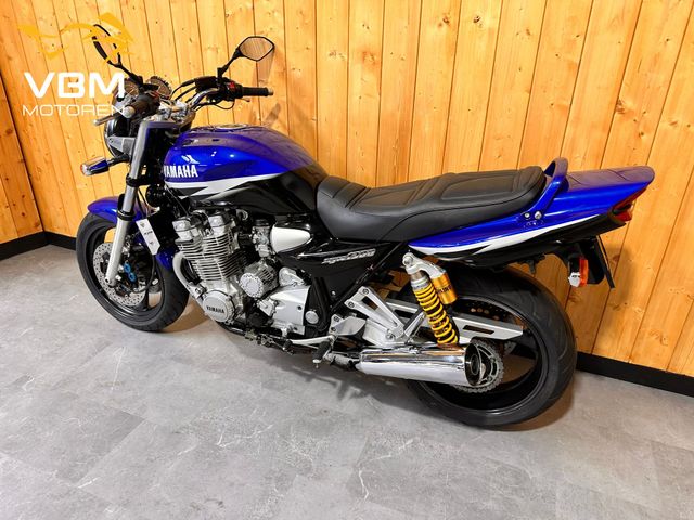 yamaha - xjr-1300