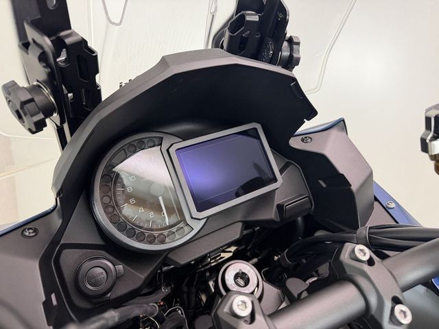 kawasaki - versys-1100-se