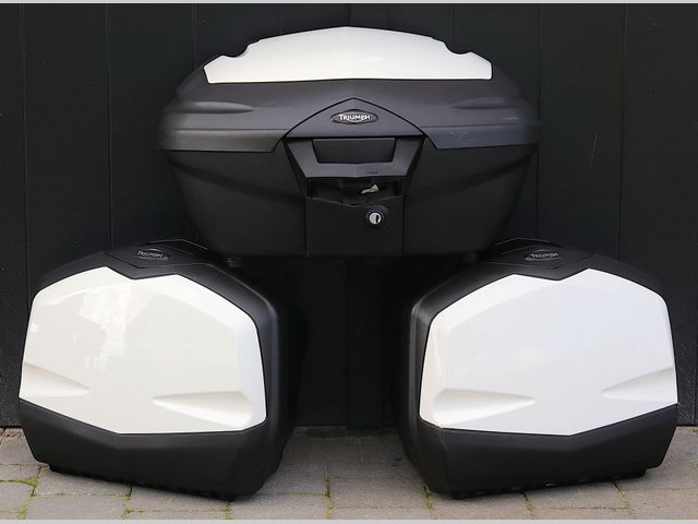 triumph - tiger-1050