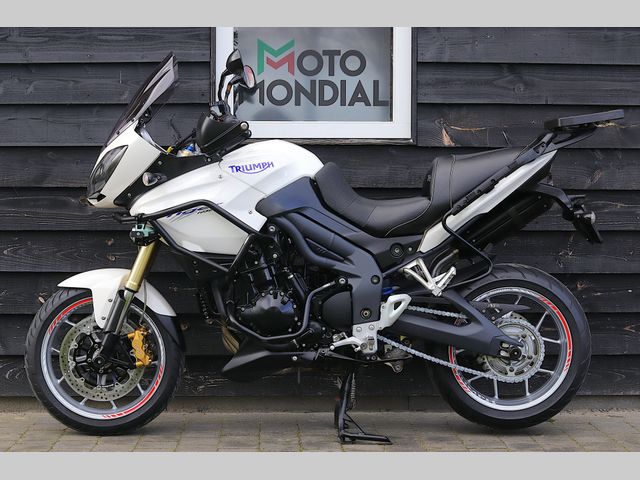 triumph - tiger-1050
