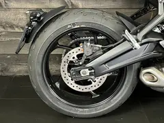 Triumph Trident 660 2025 Cosmic Yellow 2026 nieuw – foto 5 van 16