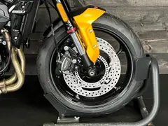 Triumph Trident 660 2025 Cosmic Yellow 2026 nieuw – foto 7 van 16