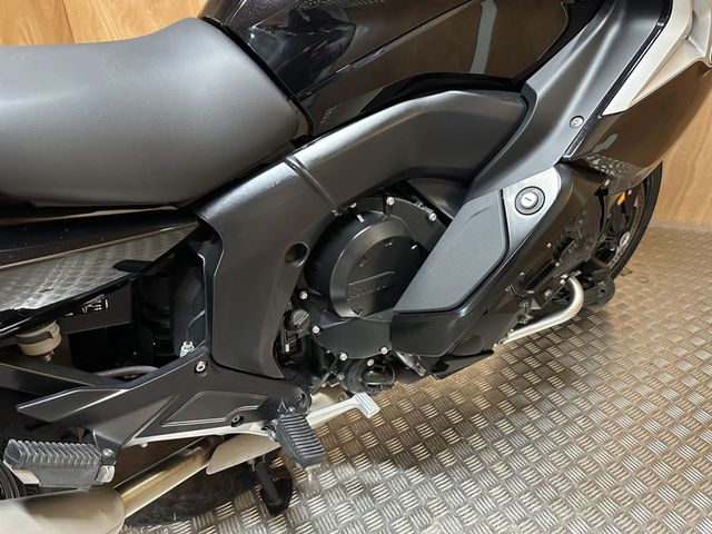 bmw - k-1600-gt