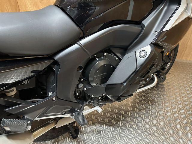 bmw - k-1600-gt