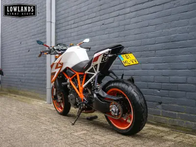 KTM 1290 SUPER DUKE R – foto 2
