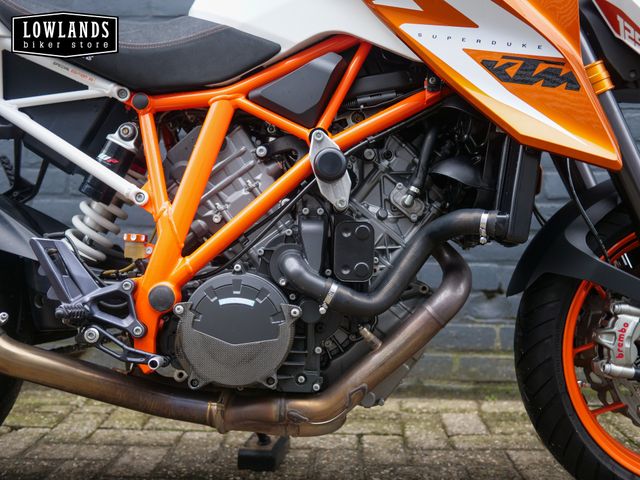 ktm - 1290-super-duke-r