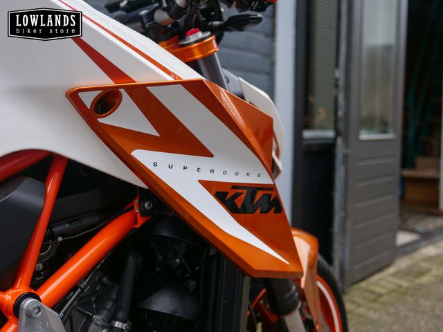 ktm - 1290-super-duke-r
