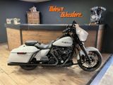 HARLEY-DAVIDSON STREET GLIDE SPECIAL FLHXS