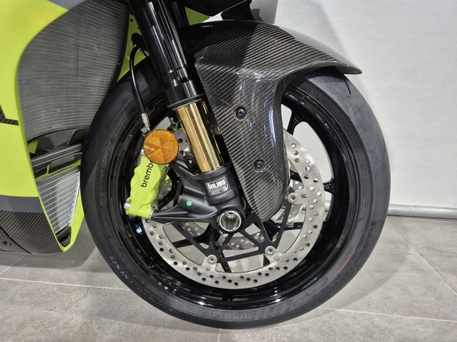 ducati - panigale-v4-lamborghini