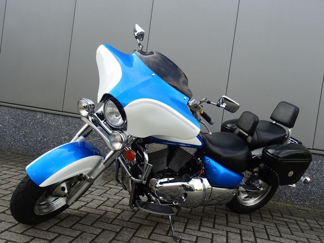 suzuki - vl-1500-intruder