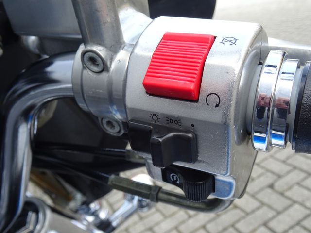 suzuki - vl-1500-intruder