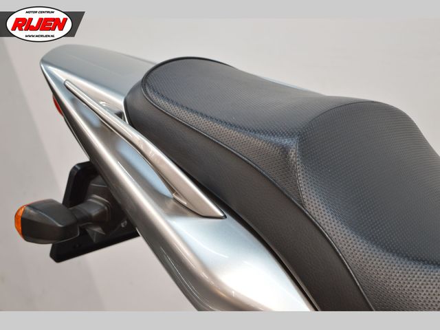 yamaha - fzs-1000--fazer