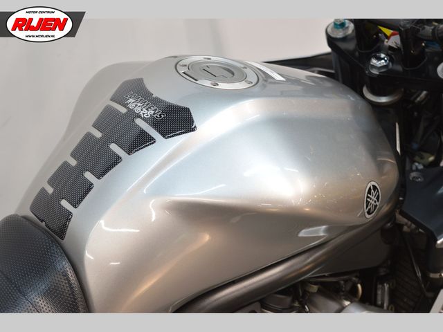 yamaha - fzs-1000--fazer