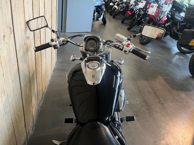suzuki - intruder-m-800