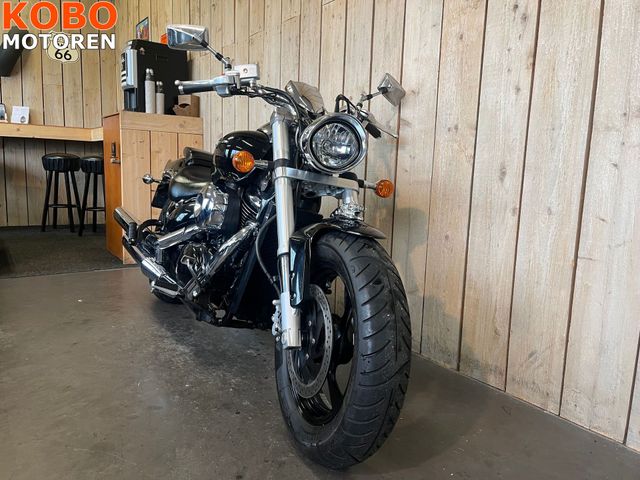 suzuki - intruder-m-800