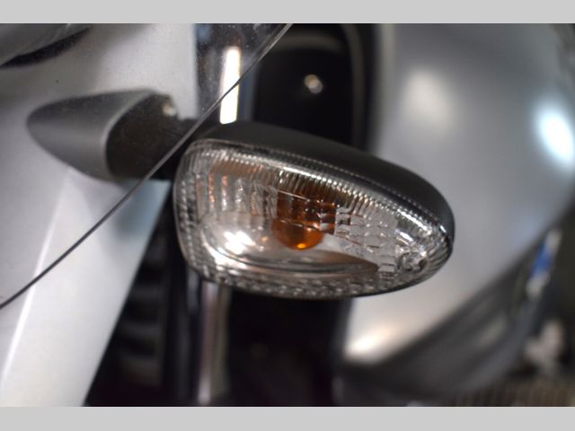 bmw - r-1200-r-abs
