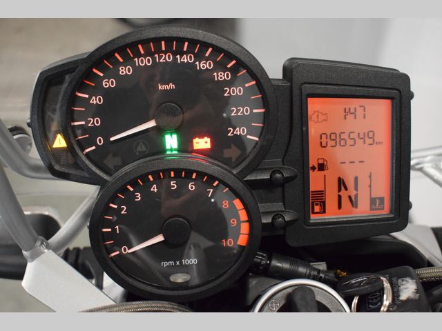 bmw - r-1200-r-abs