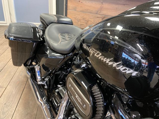harley-davidson - street-glide-cvo-flhxse