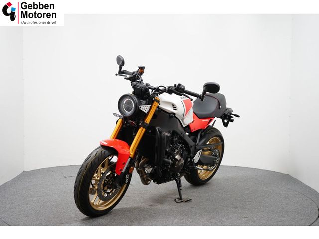 yamaha - xsr-900