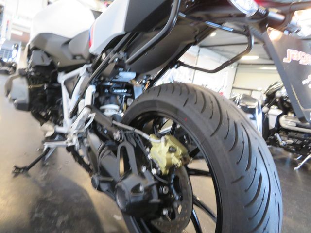 bmw - r-1250-r