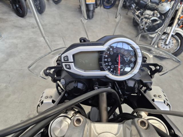triumph - tiger-800-xr