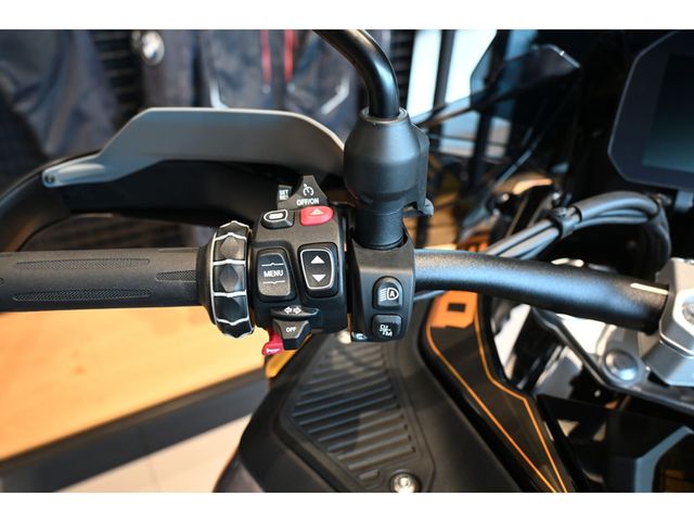bmw - r-1300-gs-adventure-aurum-edition