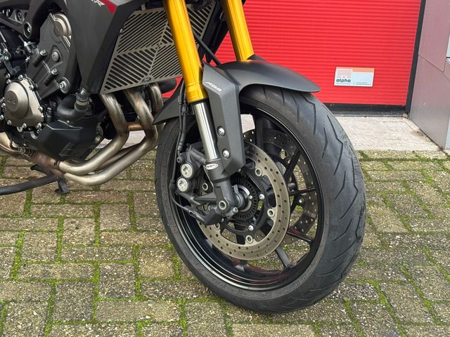 yamaha - tracer-900-abs