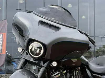 HARLEY-DAVIDSON STREET GLIDE SPECIAL FLHXS – foto 2