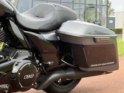 HARLEY-DAVIDSON STREET GLIDE SPECIAL FLHXS – foto 3