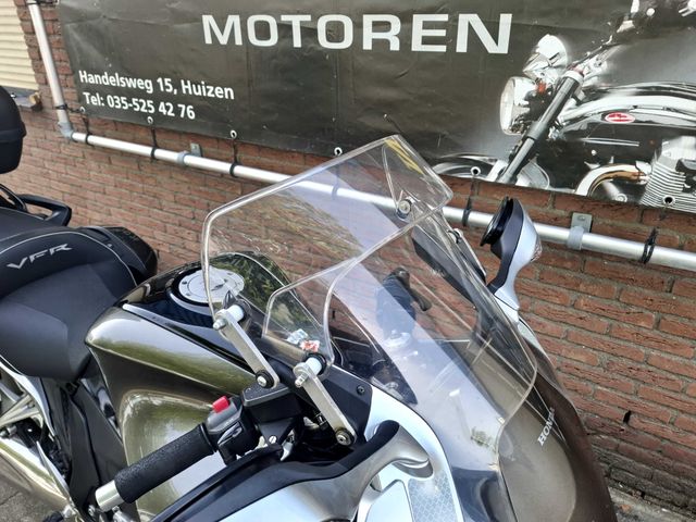 honda - vfr-1200-f-dct-c-abs
