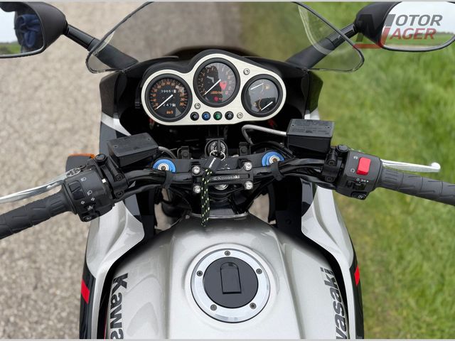 kawasaki - zrx-1200-s