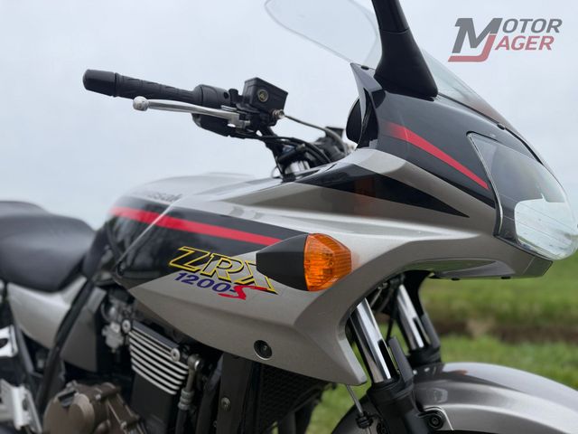 kawasaki - zrx-1200-s