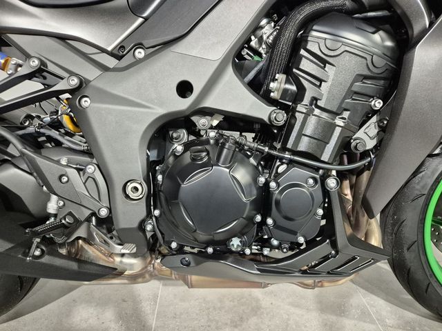 kawasaki - z1100-se