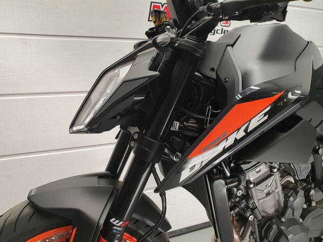 ktm - 790-duke