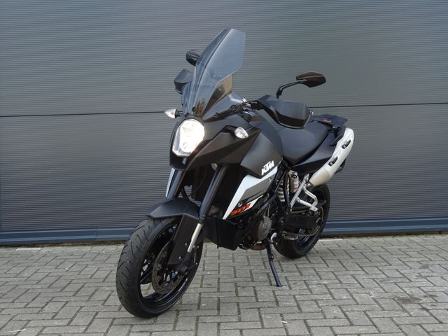 ktm - 990-supermoto-t