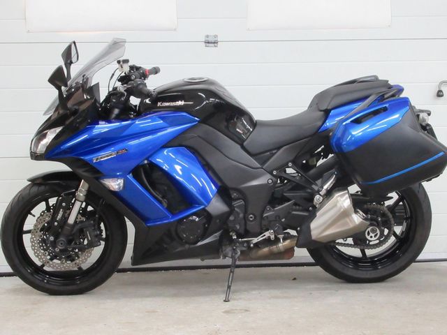 kawasaki - z-1000-sx-abs