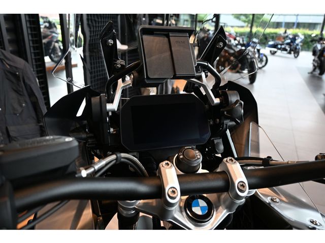 bmw - r-1250-gs-adventure