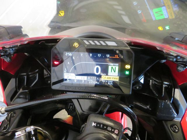 honda - cbr-1000-rr-fireblade