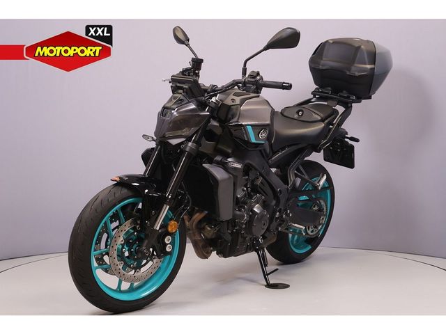 yamaha - mt-09-y-amt