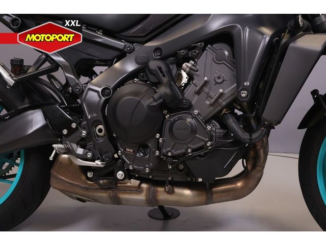 yamaha - mt-09-y-amt