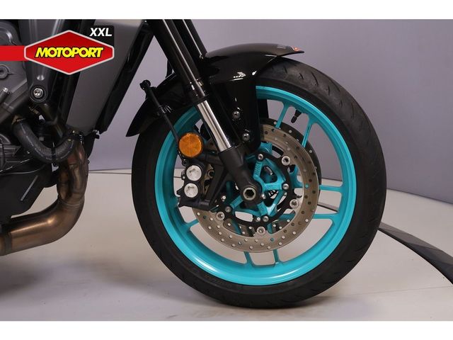 yamaha - mt-09-y-amt